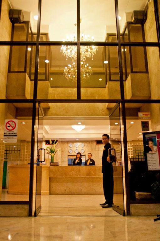 Cherry Blossoms Hotel マニラ市 エクステリア 写真