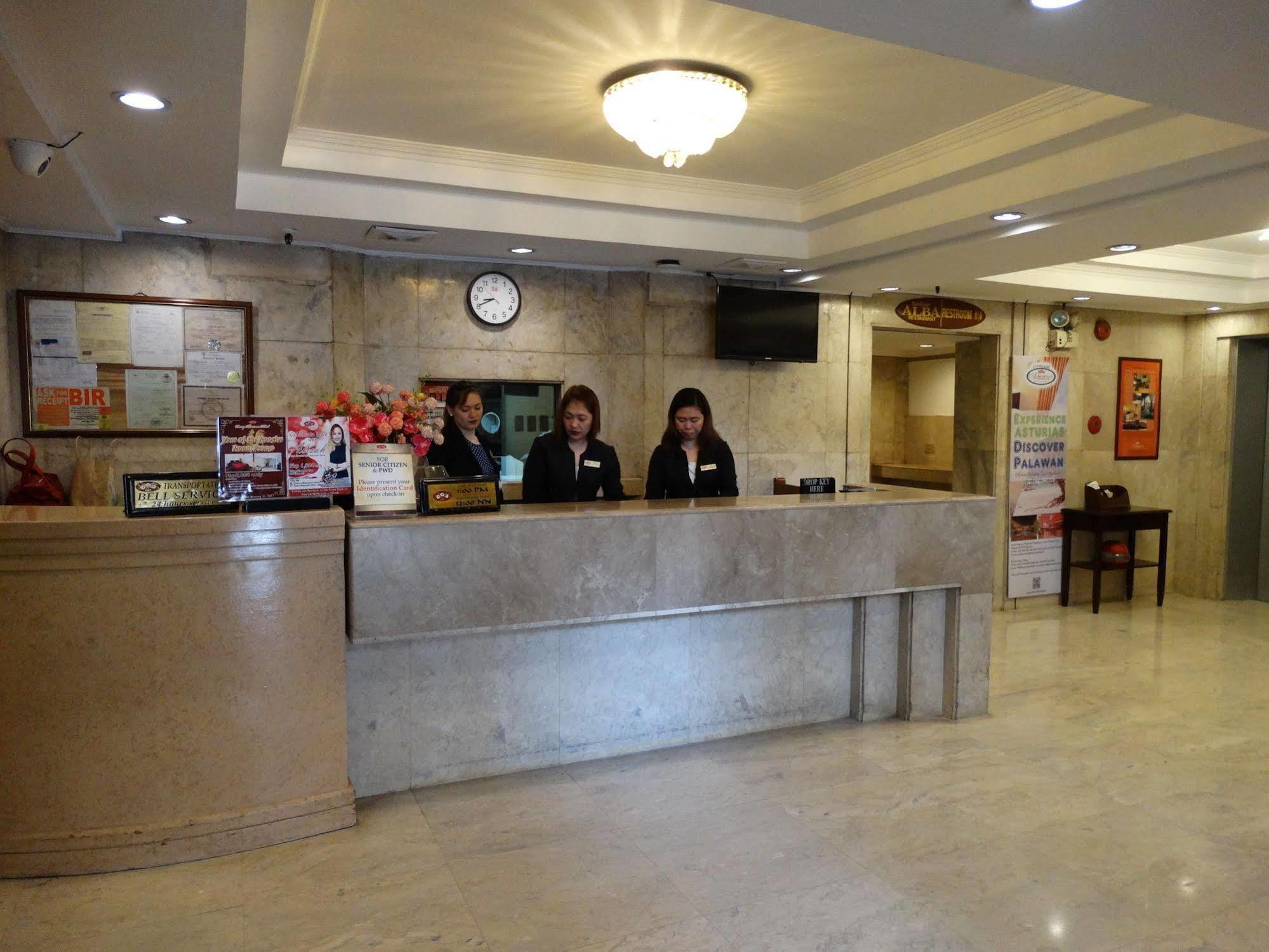 Cherry Blossoms Hotel マニラ市 エクステリア 写真